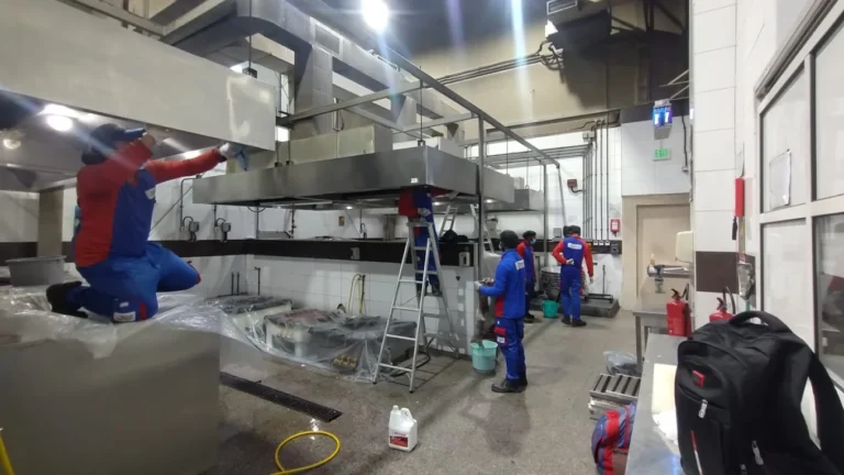 Commercial kitchen hood and exhaust duct cleaning in Qatar